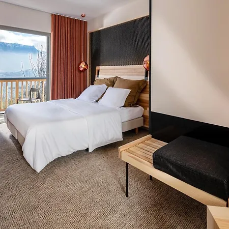 Atmospheres Hotel 2*