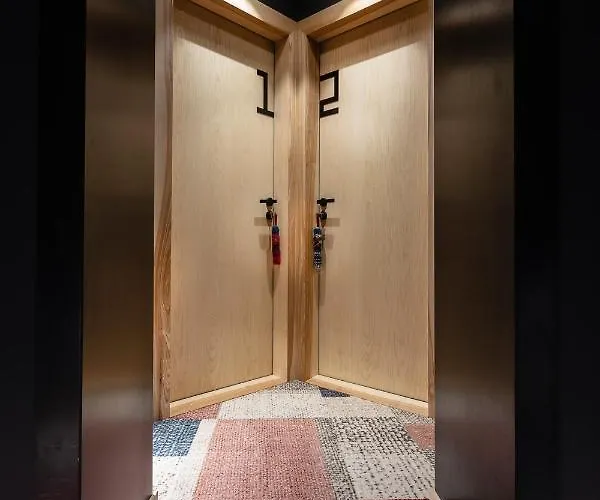 Atmospheres 酒店 勒伯吉特杜拉克