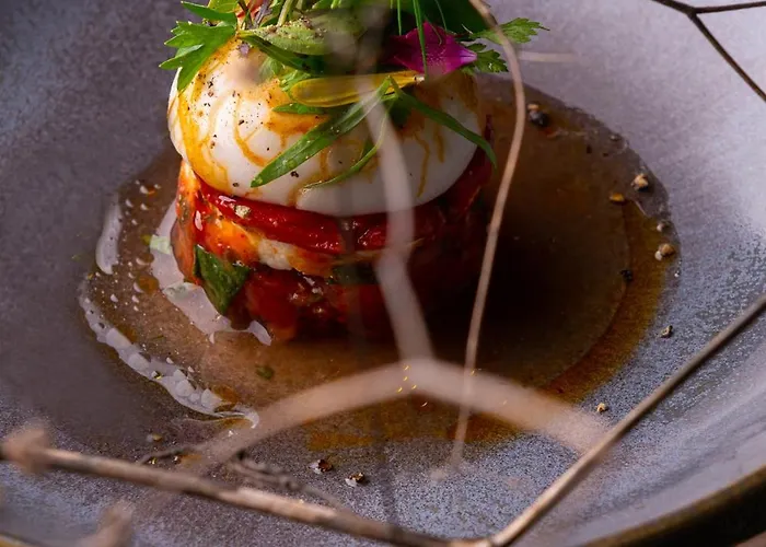 Atmospheres מלון